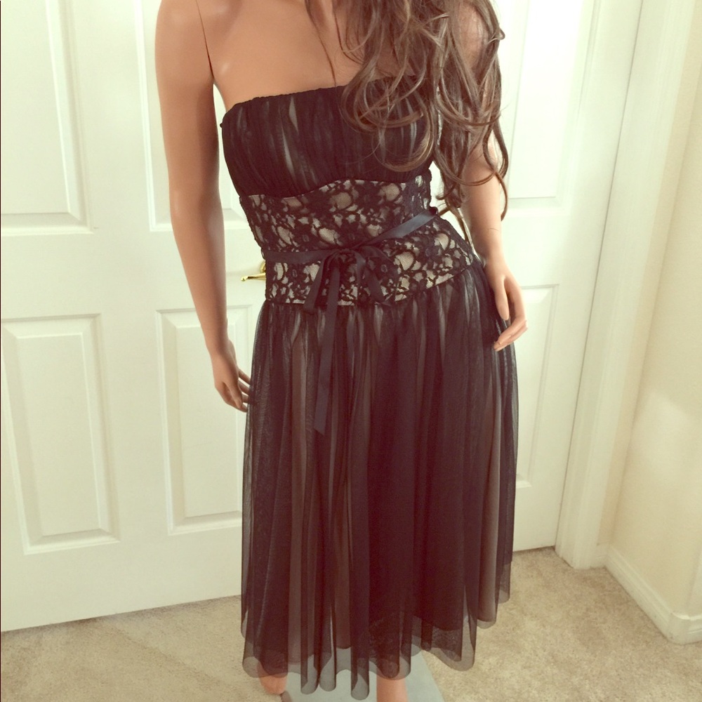 White House Black Market Cocktail/ Prom Dress